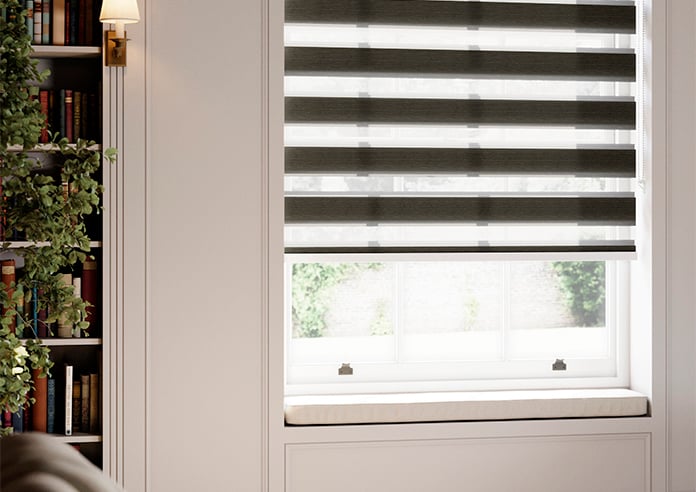 Prado, Earth - Day Night Blind - Image 6